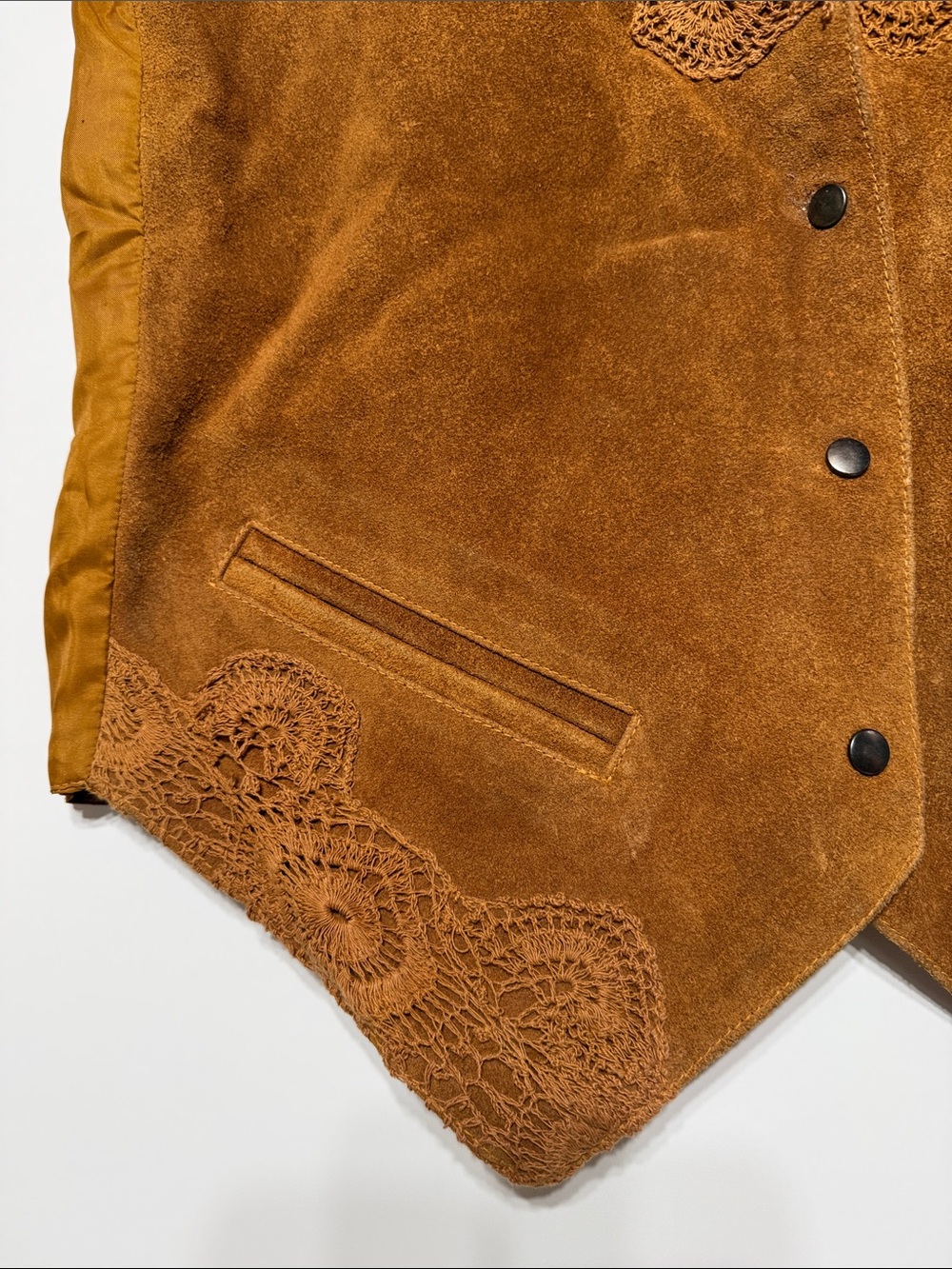 Anchor Blue Vintage Suede Leather Vest featuring lace embroidery details - Picture 4 of 15